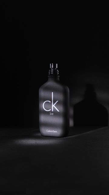 CALVIN KLEIN EAU DE TOILETTE BLACK - shayn.ox