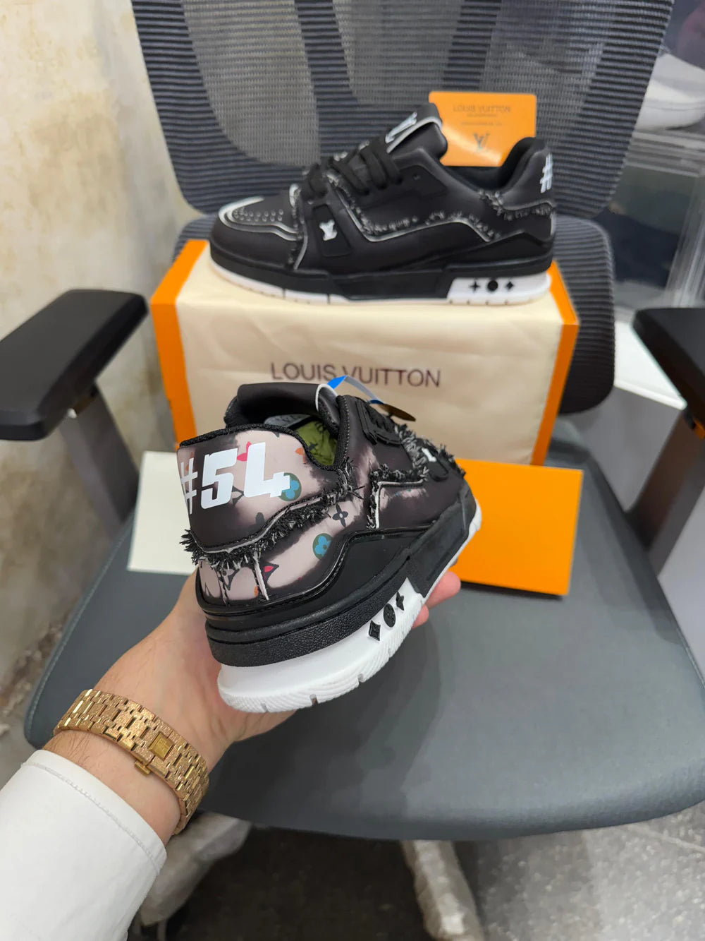 LV TRAINER SNEAKER - CIVILIST 2025 - shayn.ox