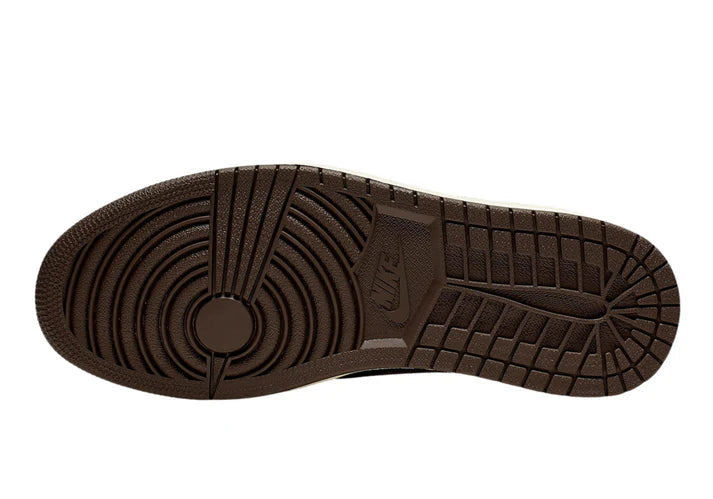 AIR JORDAN 1 LOW TRAVIS SCOTT “ MOCHA “